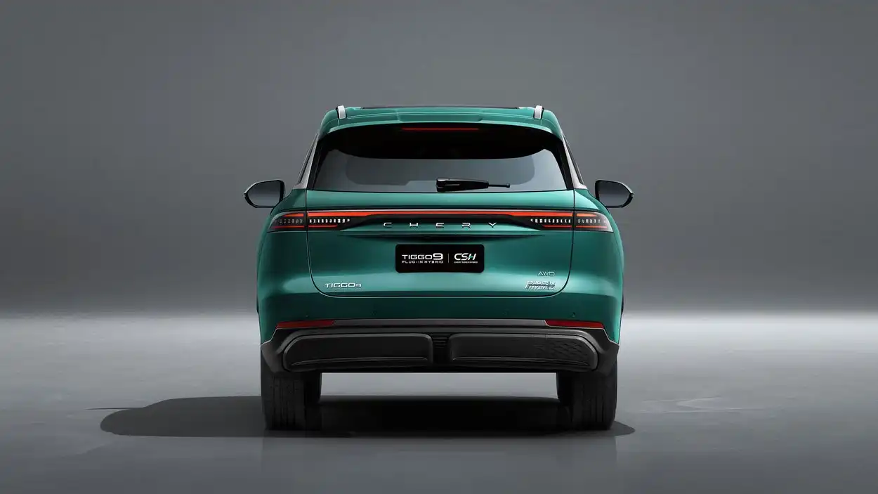 Chery_Tiggo 9_PHEV back_slider green color AWD